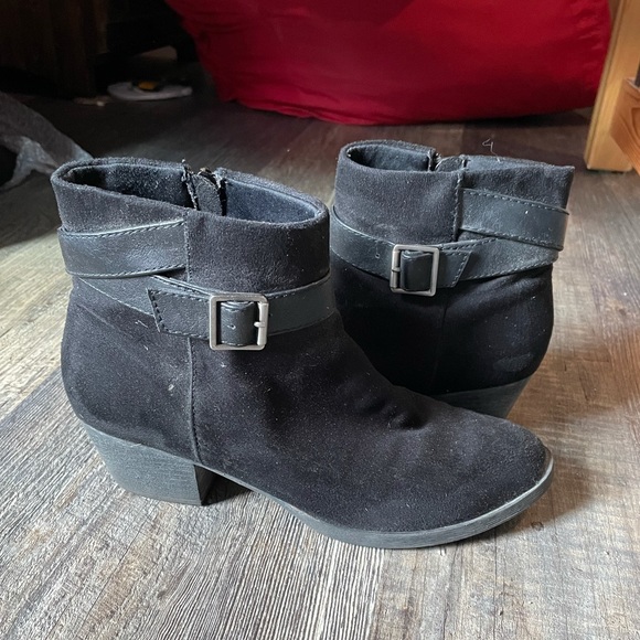 Ankle booties - Picture 1 of 2